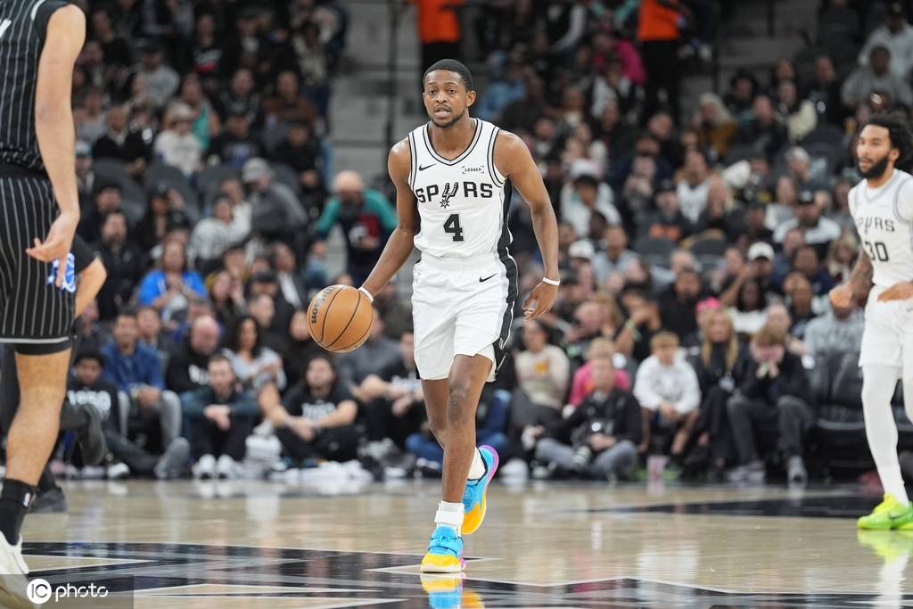 全明星再换1人+换队！字母哥因伤休战 马刺福克斯入替